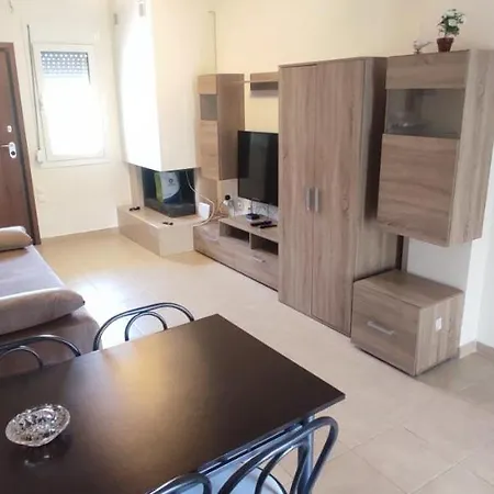 House In * Nikiti (Sithonia)